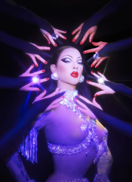 Violet Chachki au Crazy Horse