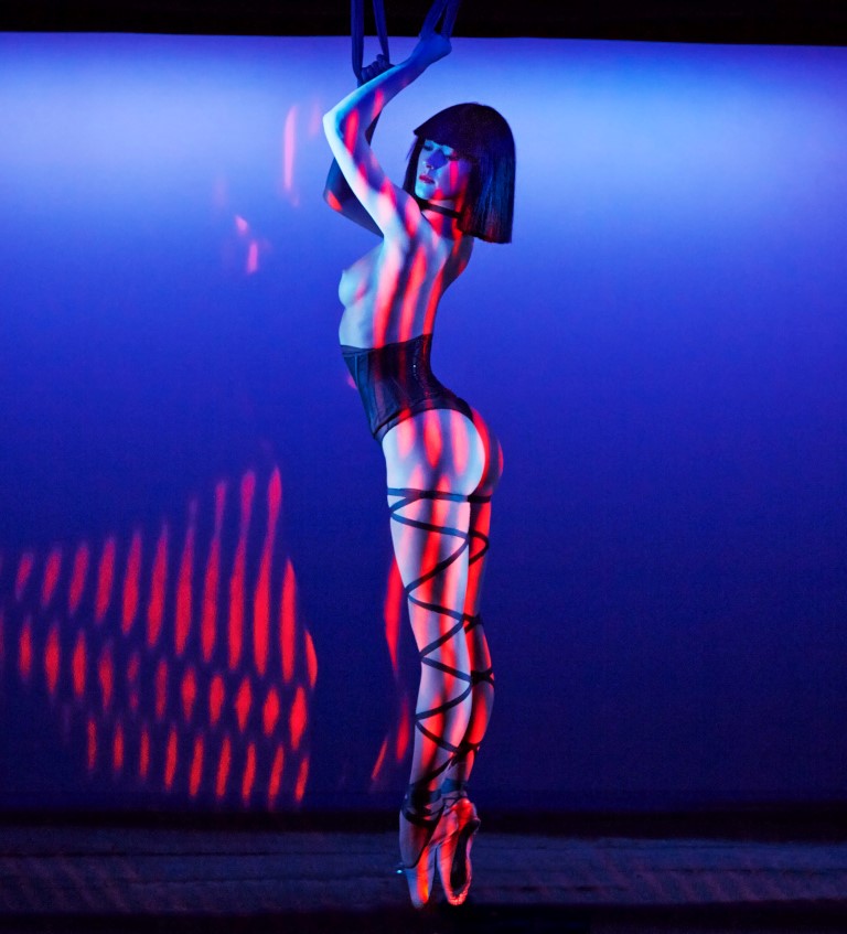 Danseuse Dekka Dance by Riccardo Tinelli
